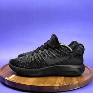 WOMENS LUNAREPIC LOW FLYKNIT 2 SIZE 6.5